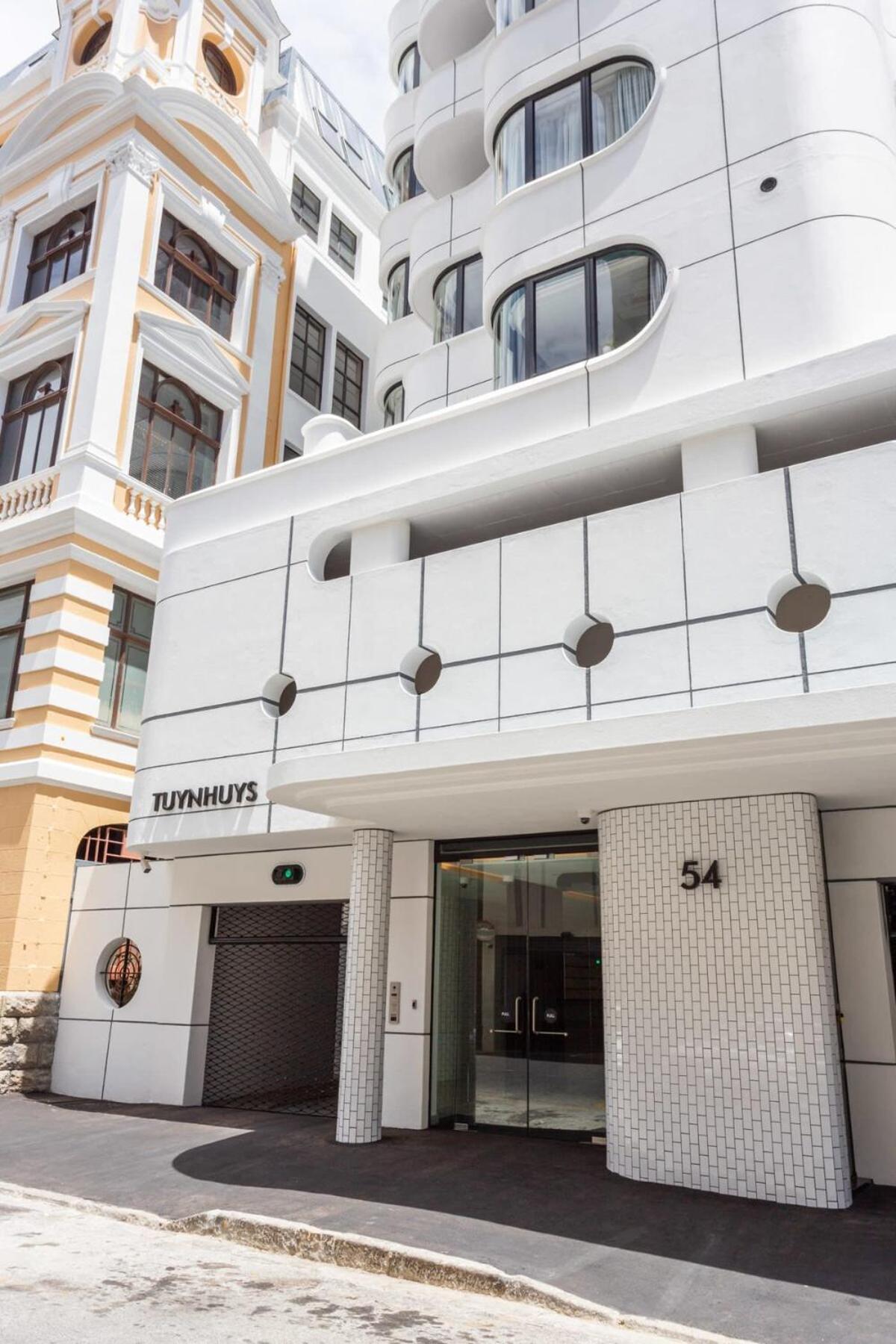 Mid Century Modern Central Upper City ケープタウン エクステリア 写真