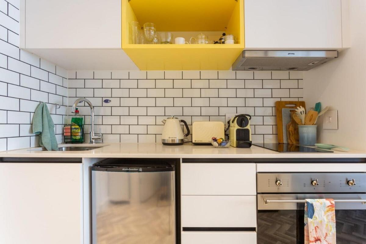 Mid Century Modern Central Upper City ケープタウン エクステリア 写真